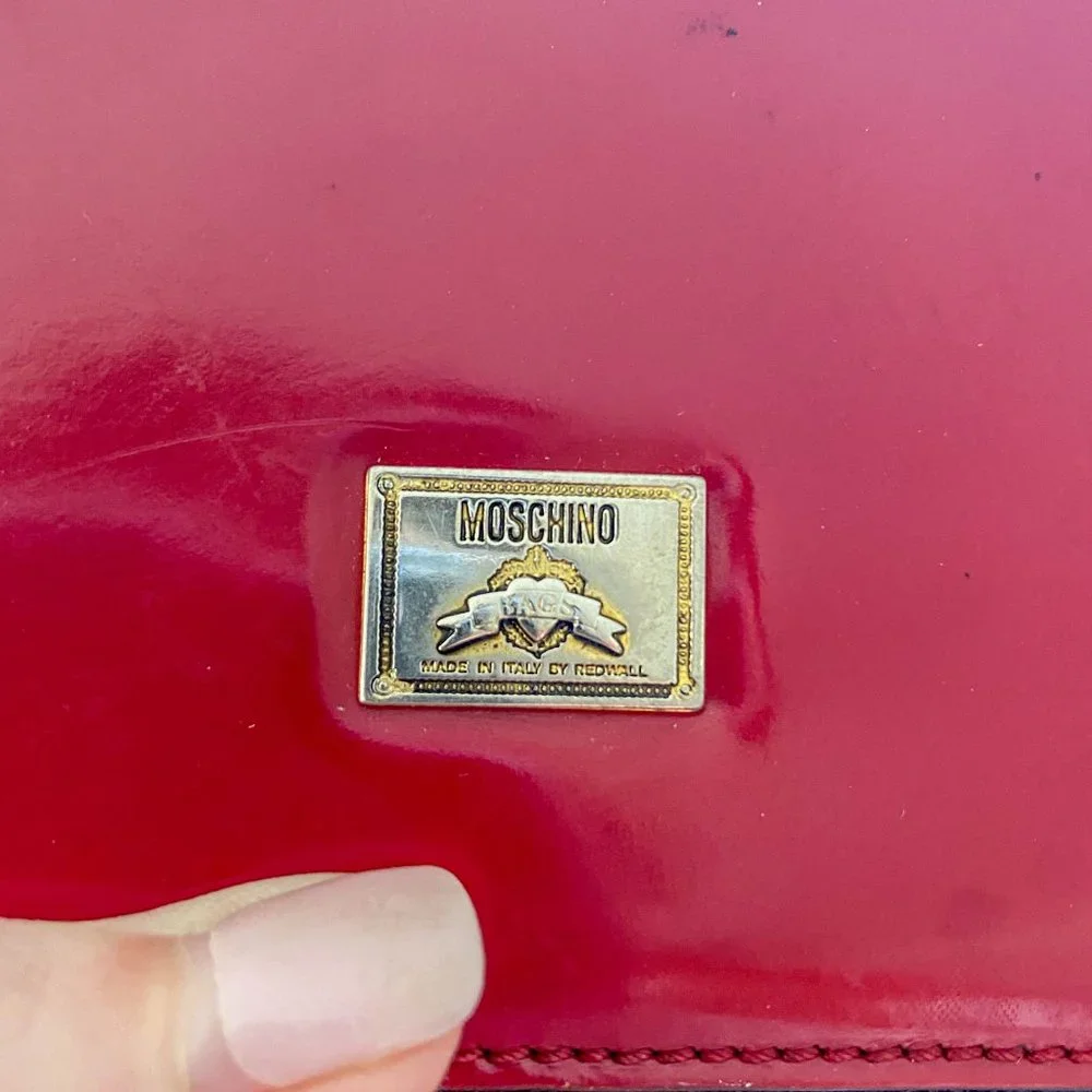 Moschino by Redwall Vintage Red Patent Leather Heart Handbag - Picture 5 of 5